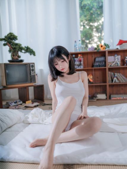 丝袜伦理片_BD韩语电影全集观看